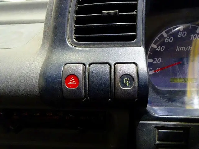 いすゞ エルフ KRーNKR81LV(2WD)の写真11