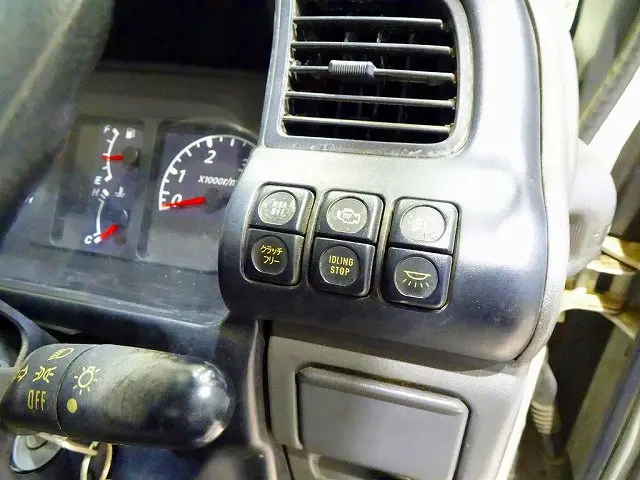 いすゞ エルフ KRーNKR81LV(2WD)の写真16