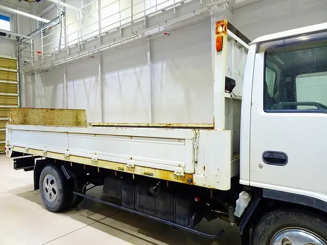 いすゞ エルフ KRーNKR81LV(2WD)の写真21