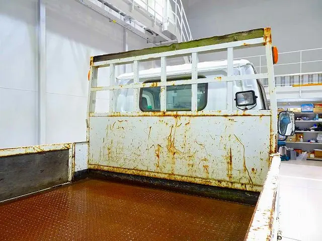 いすゞ エルフ KRーNKR81LV(2WD)の写真23