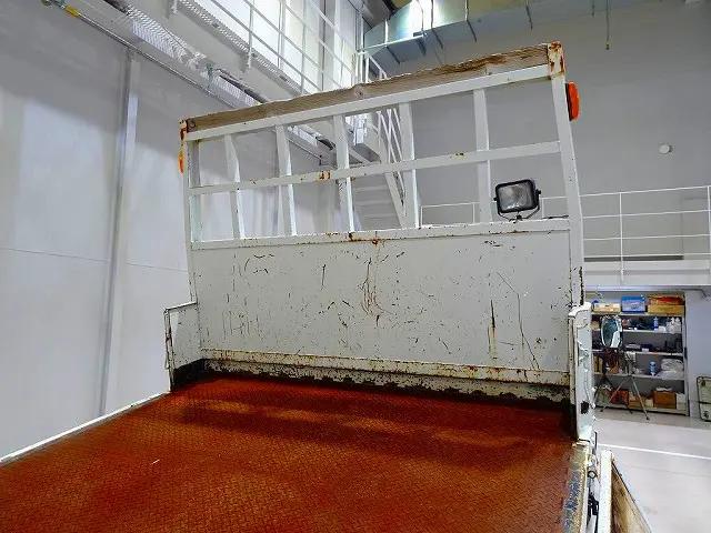 荷台内寸:440×180×40 古河ユニック/UC-28FS 三方開 左右リア支柱脱着可 荷台床縞鋼板 前立て鳥居鉄板張り/上部枕木/作業灯1個|いすゞ エルフ KRーNKR81LV(2WD)の写真25