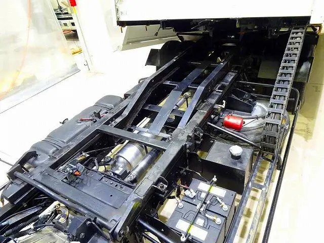 荷台内寸:440×180×40 古河ユニック/UC-28FS 三方開 左右リア支柱脱着可 荷台床縞鋼板 前立て鳥居鉄板張り/上部枕木/作業灯1個|いすゞ エルフ KRーNKR81LV(2WD)の写真32