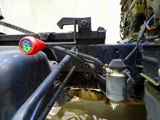 いすゞ エルフ KRーNKR81LV(2WD)の写真36