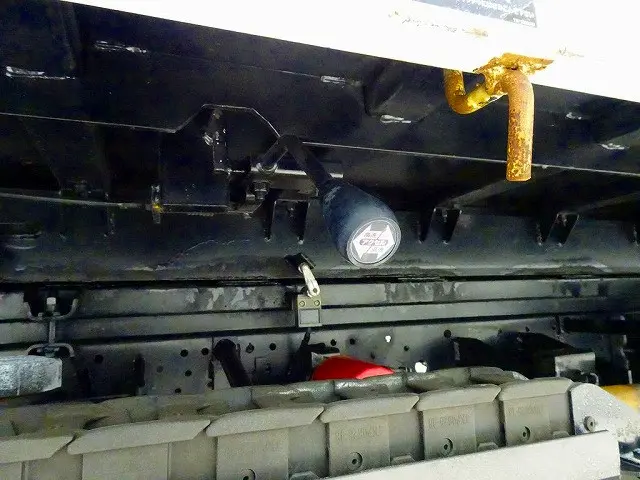 いすゞ エルフ KRーNKR81LV(2WD)の写真38