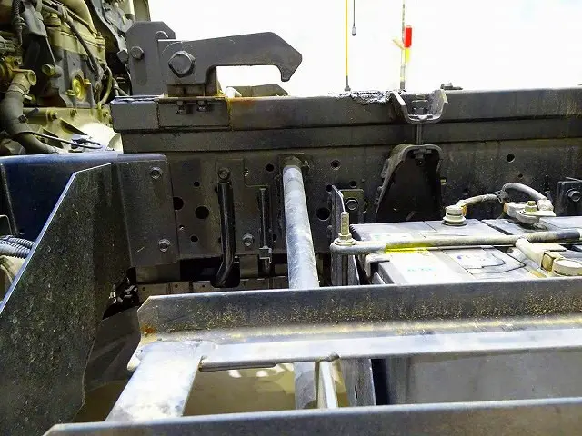 いすゞ エルフ KRーNKR81LV(2WD)の写真39