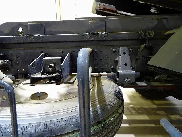 いすゞ エルフ KRーNKR81LV(2WD)の写真40