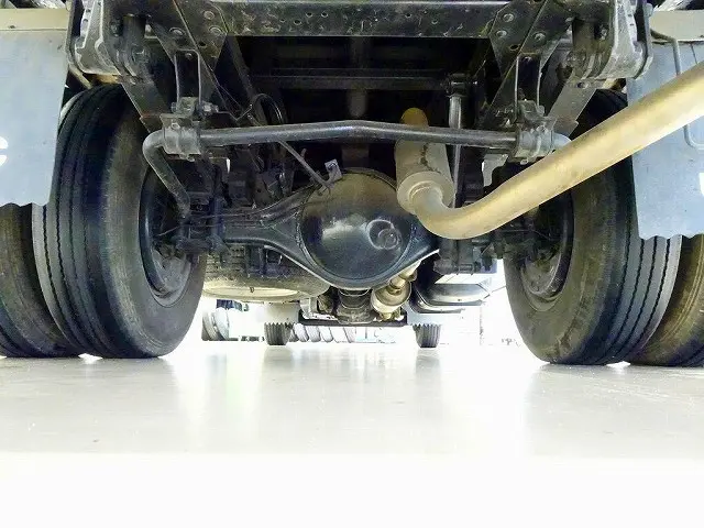 いすゞ エルフ KRーNKR81LV(2WD)の写真41