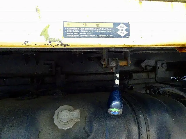 いすゞ エルフ KRーNKR81LV(2WD)の写真46