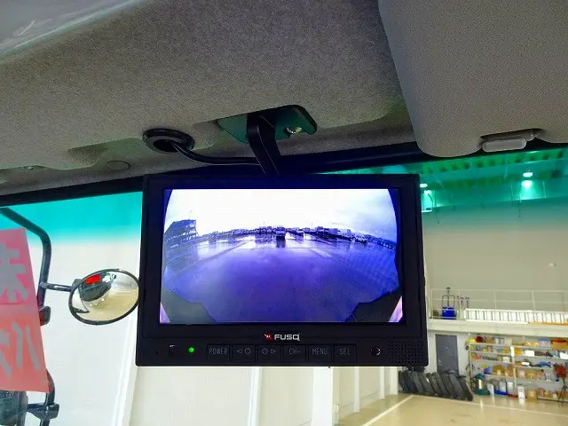 バックモニター|三菱 ファイター 2KG-FK72F(2WD)の写真12