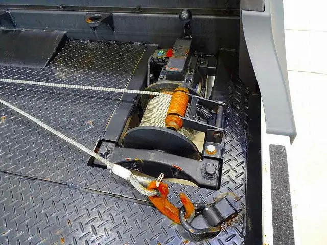 いすゞ エルフ 2RG-NPR88AN(2WD)の写真28