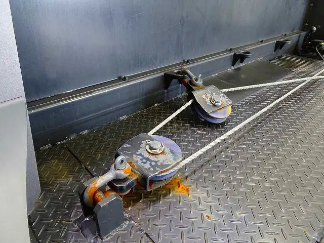 いすゞ エルフ 2RG-NPR88AN(2WD)の写真29