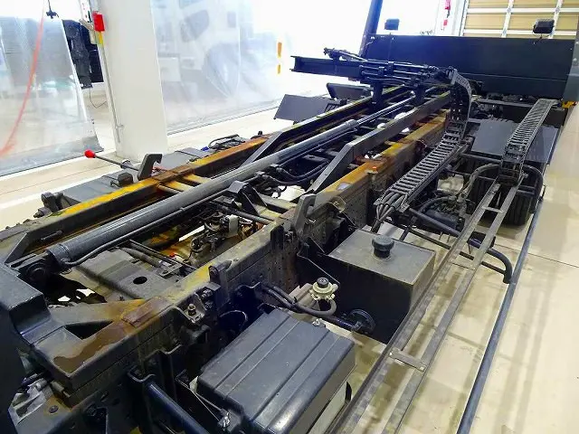 いすゞ エルフ 2RG-NPR88AN(2WD)の写真36