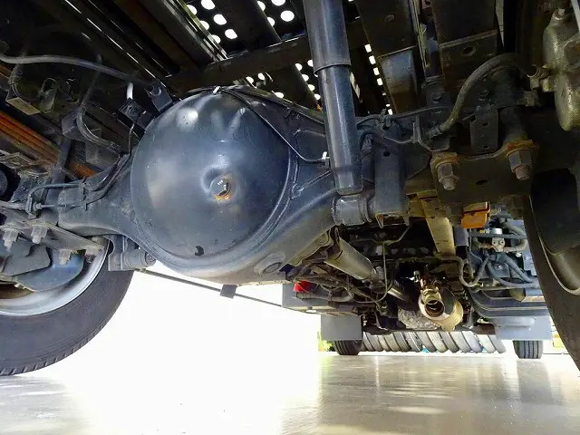 いすゞ エルフ 2RG-NPR88AN(2WD)の写真44