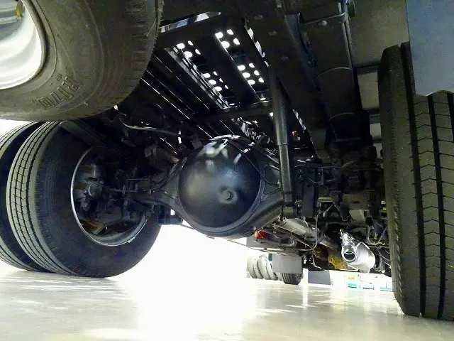 いすゞ エルフ 2RG-NPR88AN(2WD)の写真44