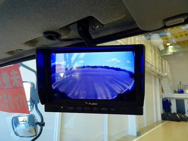 バックモニター|三菱 ファイター 2KG-FK72F(2WD)の写真14