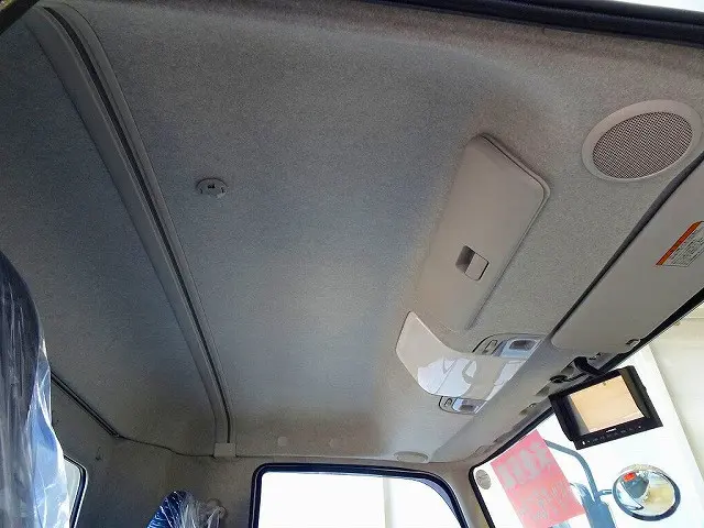 室内LED灯|三菱 ファイター 2KG-FK72F(2WD)の写真15