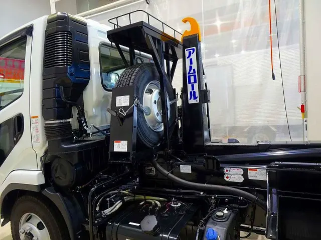 アームロール 新明和 CCA44-31 F2410520118 キャブバックステップ付 作業灯1個|三菱 ファイター 2KG-FK72F(2WD)の写真25