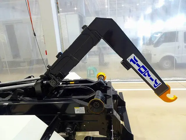 アームロール 新明和 CCA44-31 F2410520118 キャブバックステップ付 作業灯1個|三菱 ファイター 2KG-FK72F(2WD)の写真33