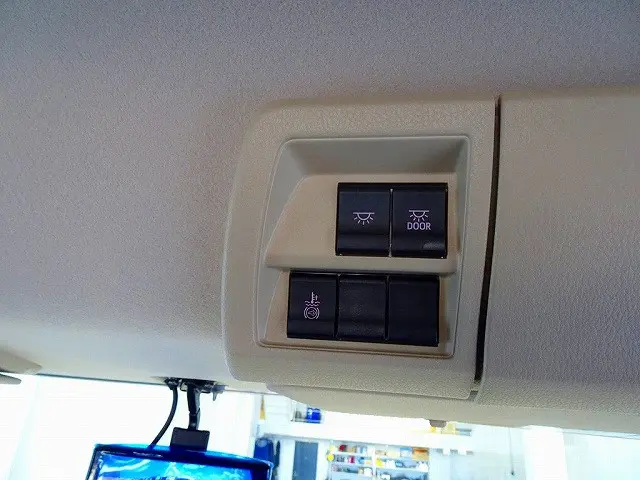 日野 レンジャー 2KG-FD2ABA(2WD)の写真17