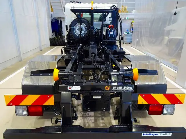 アームロール 新明和 CCA44-31 F2501521650 キャブバックステップ付 作業灯1個|日野 レンジャー 2KG-FD2ABA(2WD)の写真25