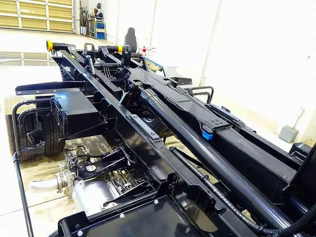 アームロール 新明和 CCA44-31 F2501521650 キャブバックステップ付 作業灯1個|日野 レンジャー 2KG-FD2ABA(2WD)の写真27