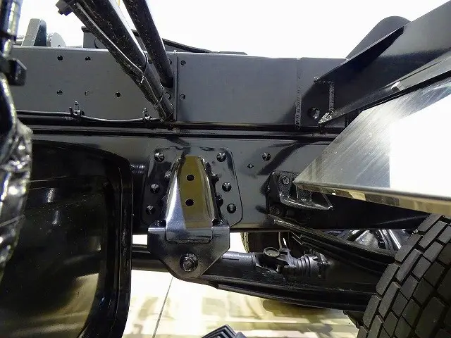 燃料タンク100L タイヤ止め2個 ステンレス製リアフェンダー 右シャシ中央工具箱|日野 レンジャー 2KG-FD2ABA(2WD)の写真41