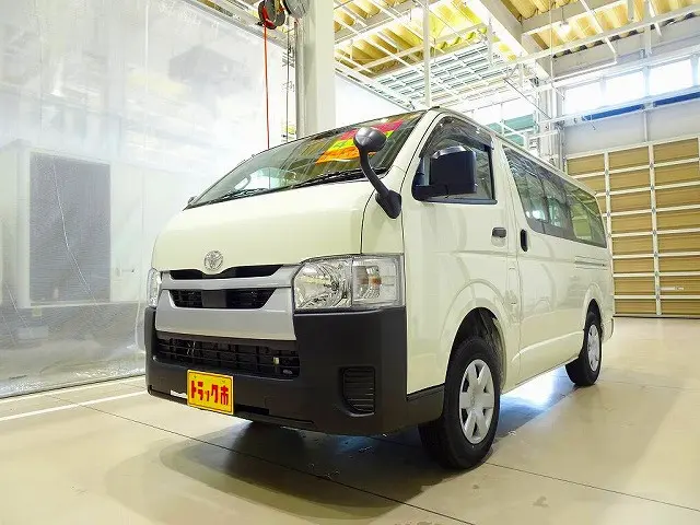 お問合せ管理No.K006　R7 ハイエースバン DX 1t 4WD 3/6人乗り 5ドア 未使用車|トヨタ ハイエースバン 3DF-GDH206V(4WD)の写真1