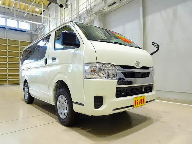 トヨタ ハイエースバン 3DF-GDH206V(4WD)|中古トラックなら トヨタ ハイエースバン 3DF-GDH206V(4WD)|中古トラックなら