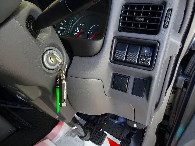 マツダ ボンゴバン DBF-SLP2M(4WD)の写真20