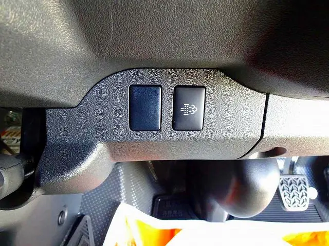 トヨタ ハイエースバン 3DF-GDH206V(4WD)の写真13