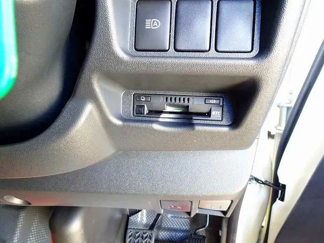 ETC|トヨタ ハイエースバン 3DF-GDH206V(4WD)の写真15