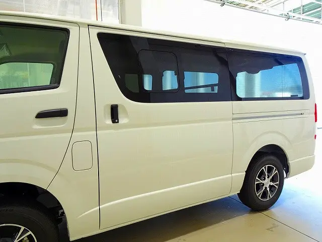 ハイエースバン DX GL-P 1t 4WD 3/6人乗り 5ドア 未使用車|トヨタ ハイエースバン 3DF-GDH206V(4WD)の写真35