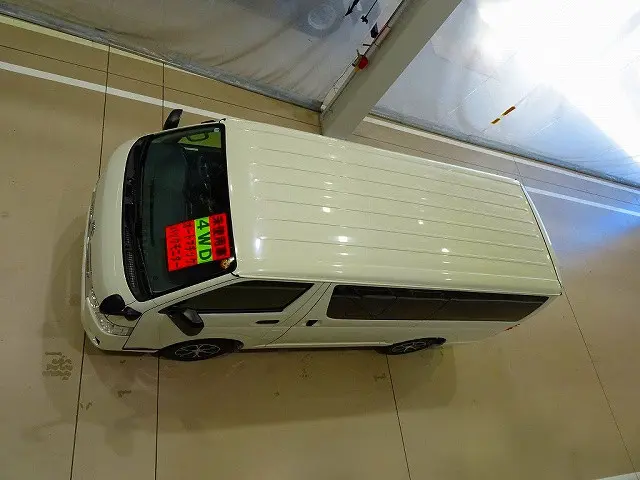 トヨタ ハイエースバン 3DF-GDH206V(4WD)の写真36