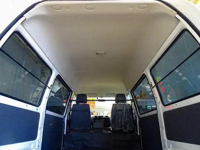 2人乗り 5ドア　リアガラス三面スモーク貼り リアガラス熱線|日産 バネットバン ABF-SKP2MN(4WD)の写真28