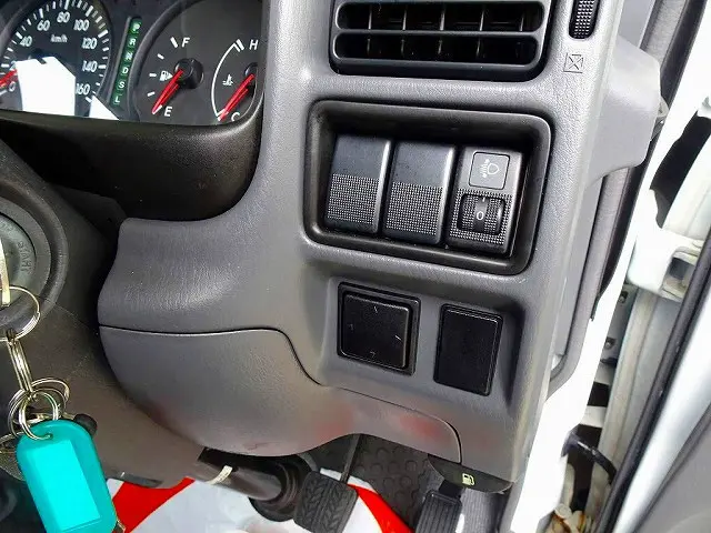 マツダ ボンゴバン ABF-SKP2M(4WD)の写真15