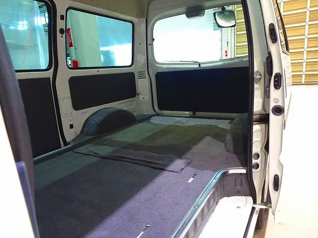 2人乗り 5ドア リアガラス熱線 間仕切りビニールカーテン付 プライバシーガラス|マツダ ボンゴバン ABF-SKP2M(4WD)の写真29
