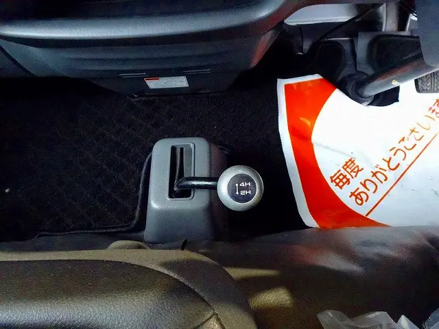 4WD|マツダ ボンゴバン DBF-SLP2M(4WD)の写真17