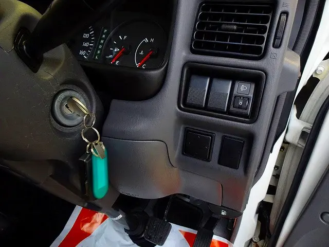 マツダ ボンゴバン DBF-SLP2M(4WD)の写真20