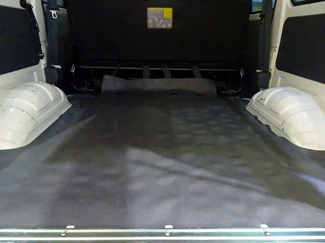 2/5人乗り　5ドア　リアガラス3面スモーク貼り　リアガラス熱線|マツダ ボンゴバン DBF-SLP2M(4WD)の写真31