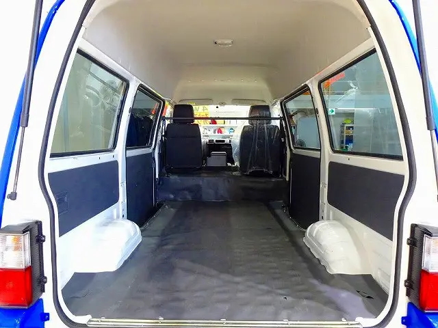 2人乗り　5ドア　リアガラス3面スモーク貼り　リアガラス熱線|マツダ ボンゴバン DBF-SLP2M(4WD)の写真26