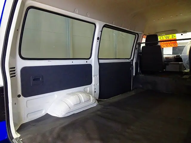2人乗り　5ドア　リアガラス3面スモーク貼り　リアガラス熱線|マツダ ボンゴバン DBF-SLP2M(4WD)の写真29