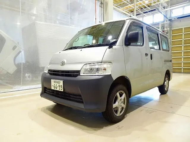 トヨタ タウンエースバン 5BF-S413M(4WD)の写真1