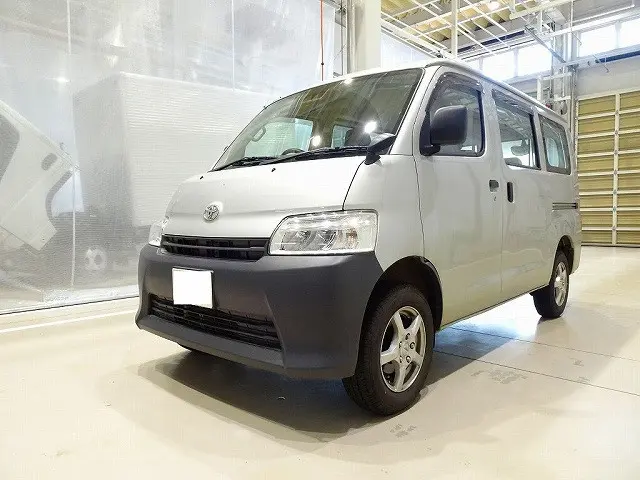 トヨタ タウンエースバン 5BF-S413M(4WD)の写真1