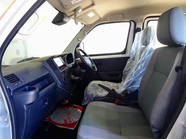 トヨタ タウンエースバン 5BF-S413M(4WD)の写真8
