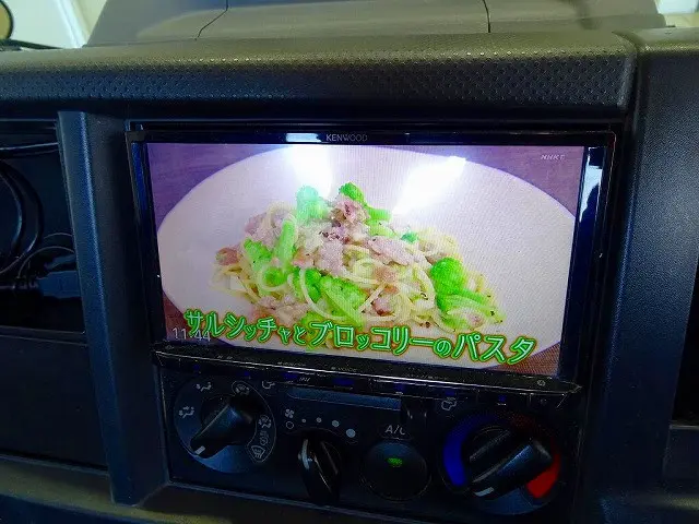 いすゞ エルフ 2RG-NKS88A(4WD)の写真14