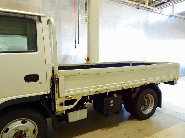 いすゞ エルフ 2RG-NKS88A(4WD)の写真23