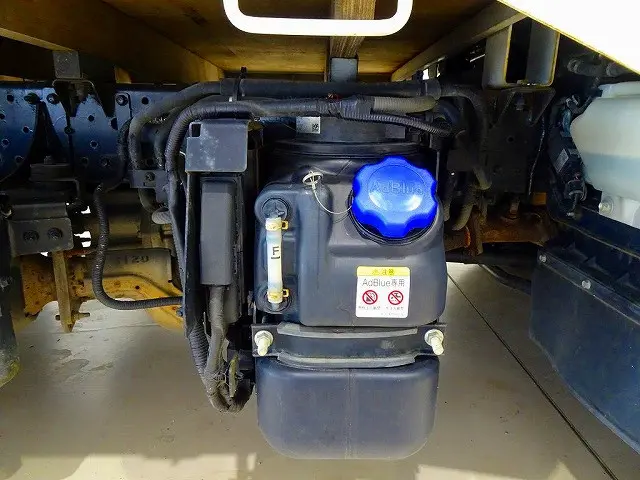 いすゞ エルフ 2RG-NKS88A(4WD)の写真36