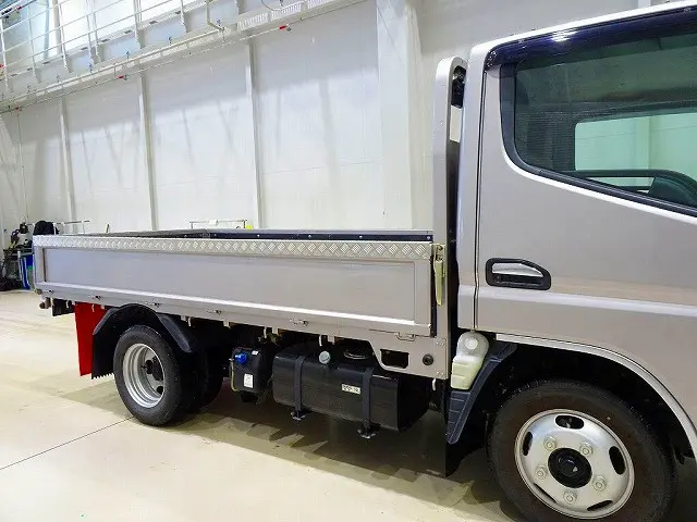 三菱 キャンター 2RG-FBA20(2WD)の写真22