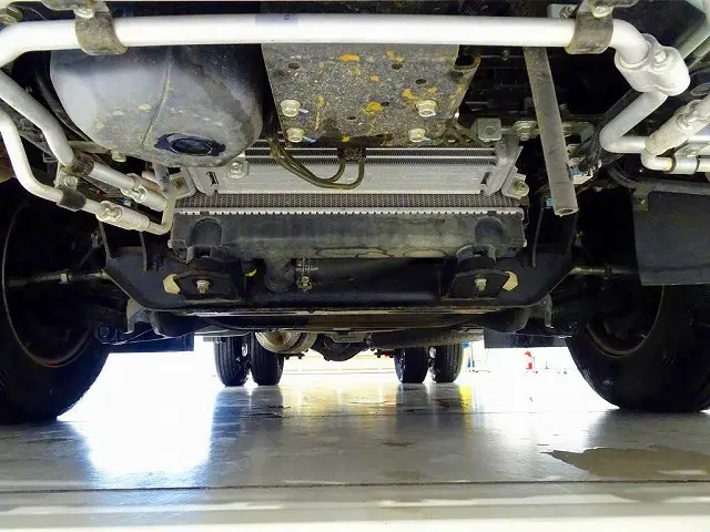三菱 キャンター 2RG-FBA20(2WD)の写真34
