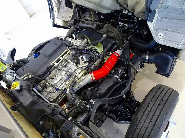 エンジンルーム|三菱 キャンター 2RG-FBA20(2WD)の写真34